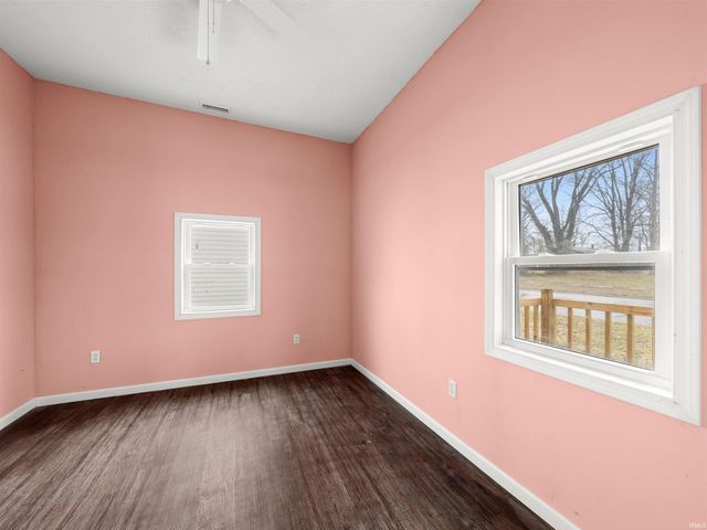 612 W Frank Street, Mitchell, IN 47446