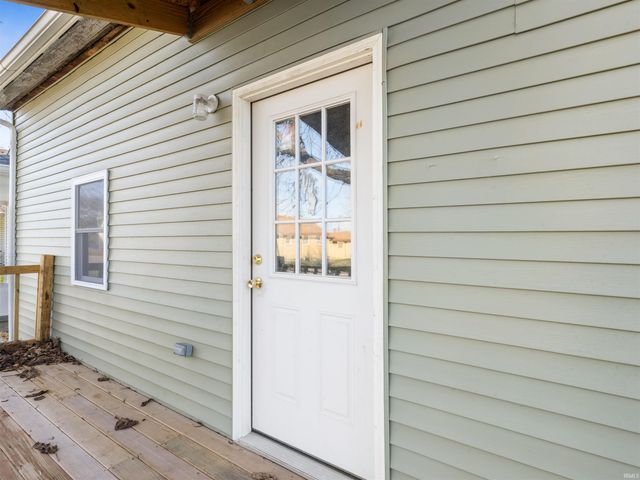 612 W Frank Street, Mitchell, IN 47446