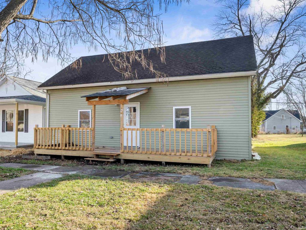 612 W Frank Street, Mitchell, IN 47446