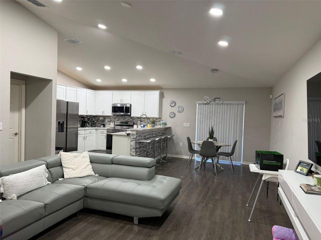 1046 TROPEA LANE, Auburndale, FL 33823