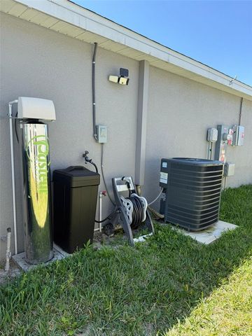 1046 TROPEA LANE, Auburndale, FL 33823