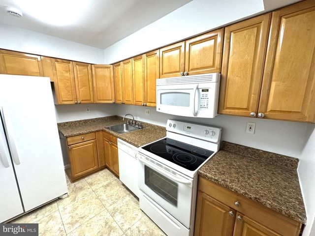 7310 MANDAN RD, Greenbelt, MD 20770
