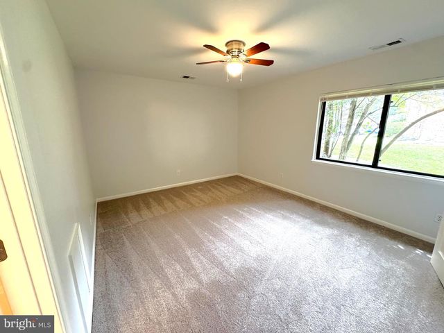 7310 MANDAN RD, Greenbelt, MD 20770