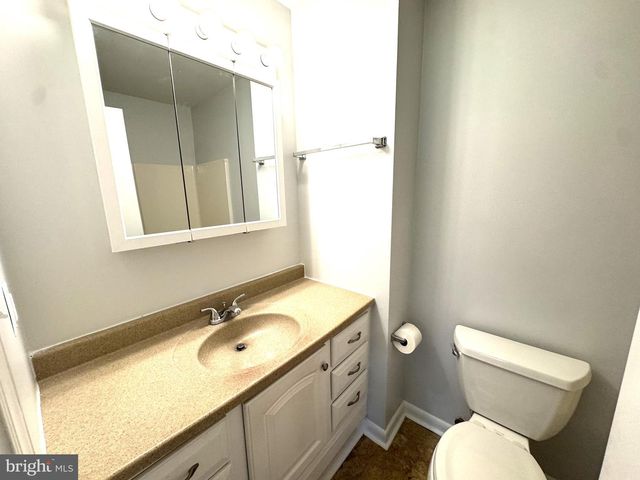 7310 MANDAN RD, Greenbelt, MD 20770