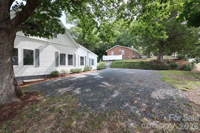 527 S 2nd Street, Albemarle, NC 28001