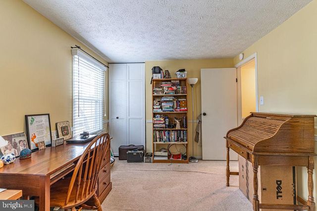 6221 WILMINGTON DR, Burke, VA 22015