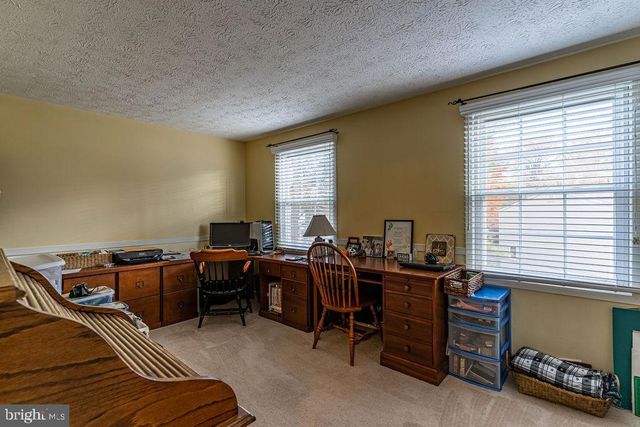 6221 WILMINGTON DR, Burke, VA 22015