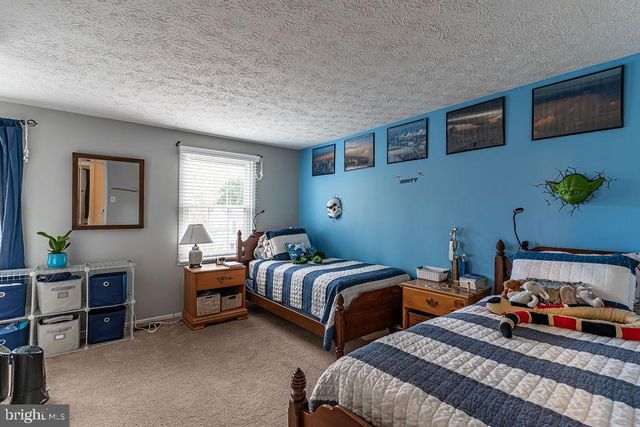 6221 WILMINGTON DR, Burke, VA 22015