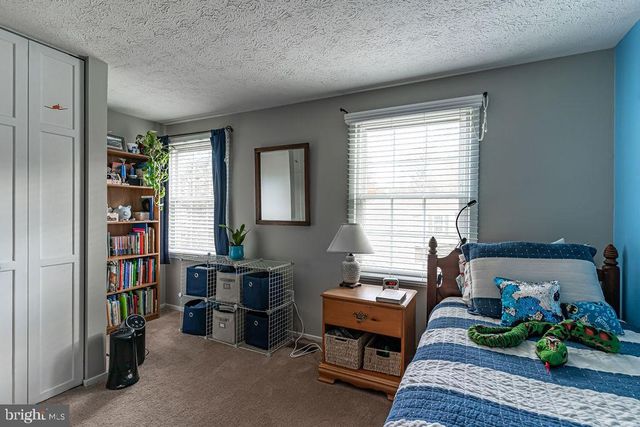 6221 WILMINGTON DR, Burke, VA 22015