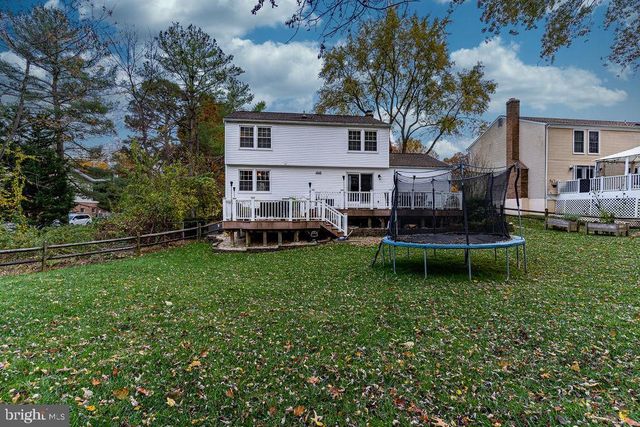 6221 WILMINGTON DR, Burke, VA 22015