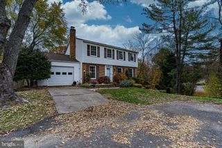 6221 WILMINGTON DR, Burke, VA 22015