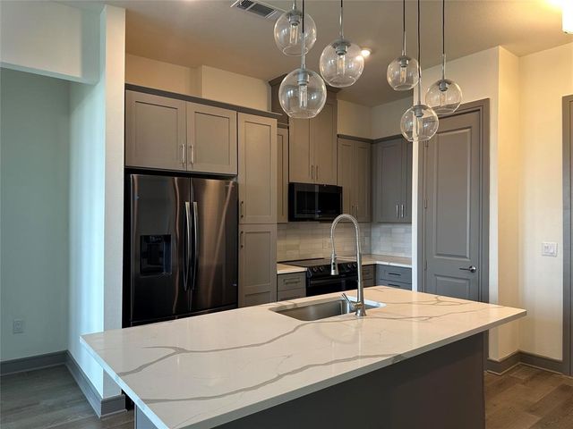 2700 Old Denton Road 4434, Carrollton, TX 75007