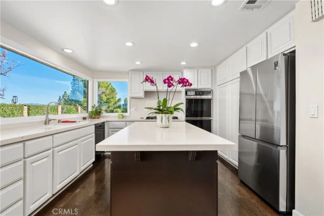 4100 Tarrybrae Terrace, Tarzana, CA 91356