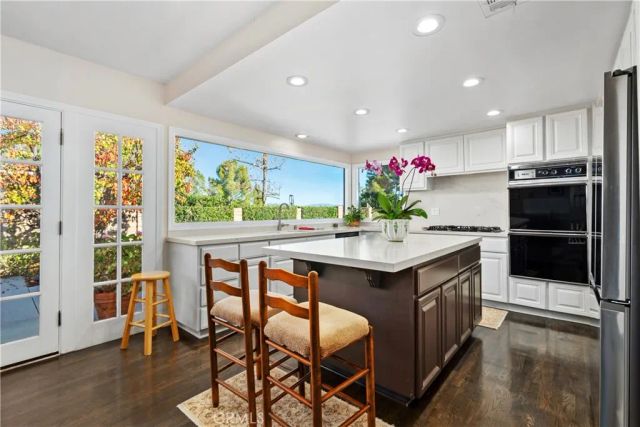 4100 Tarrybrae Terrace, Tarzana, CA 91356