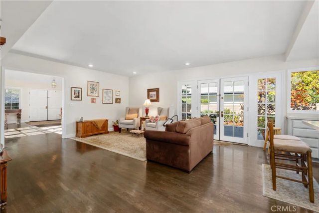 4100 Tarrybrae Terrace, Tarzana, CA 91356