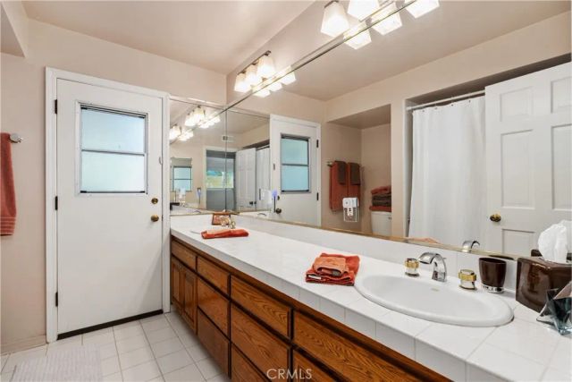 4100 Tarrybrae Terrace, Tarzana, CA 91356