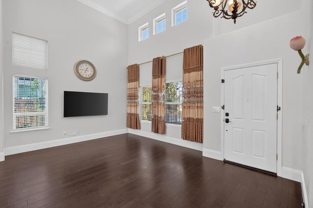 8354 Baisley Ct, Elk Grove, CA 95624