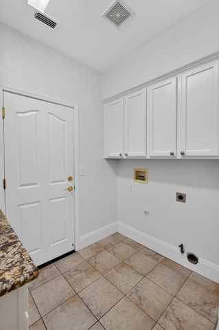8354 Baisley Ct, Elk Grove, CA 95624