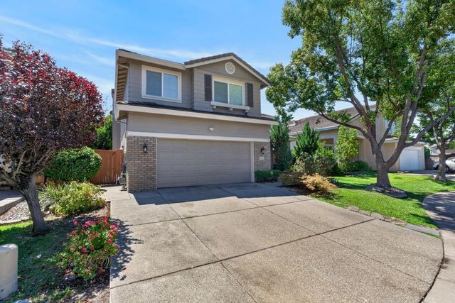 8354 Baisley Ct, Elk Grove, CA 95624