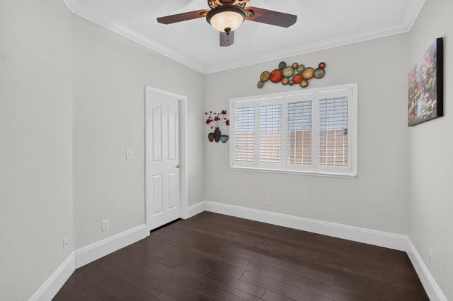 8354 Baisley Ct, Elk Grove, CA 95624