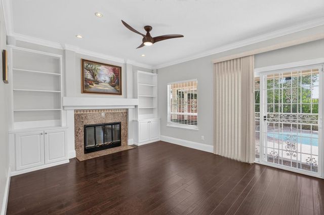 8354 Baisley Ct, Elk Grove, CA 95624