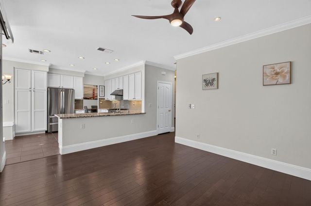 8354 Baisley Ct, Elk Grove, CA 95624