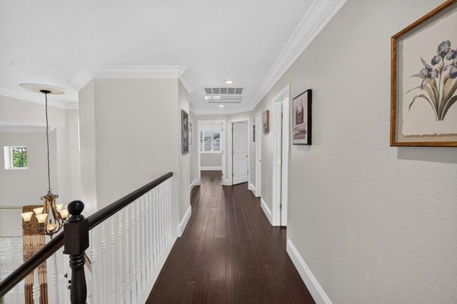 8354 Baisley Ct, Elk Grove, CA 95624