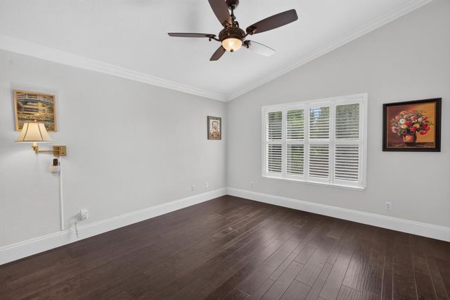 8354 Baisley Ct, Elk Grove, CA 95624