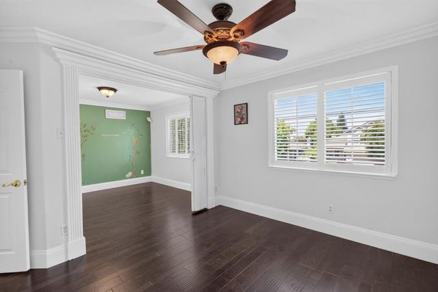 8354 Baisley Ct, Elk Grove, CA 95624