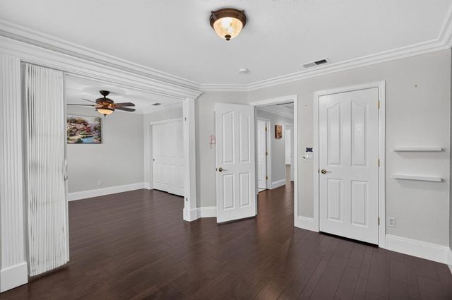 8354 Baisley Ct, Elk Grove, CA 95624