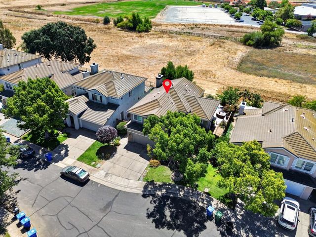 8354 Baisley Ct, Elk Grove, CA 95624
