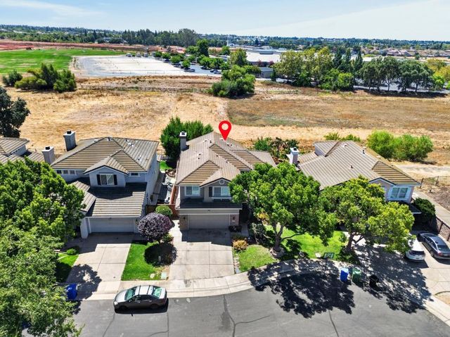 8354 Baisley Ct, Elk Grove, CA 95624