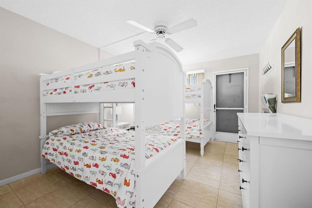 2825 NE 33rd 201, Fort Lauderdale, FL 33308