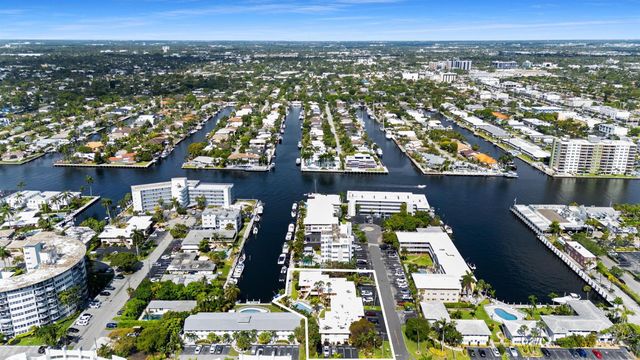 2825 NE 33rd 201, Fort Lauderdale, FL 33308