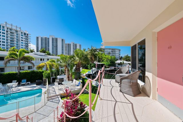 2825 NE 33rd 201, Fort Lauderdale, FL 33308