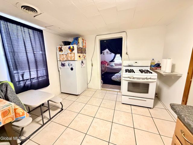 280 Church Street, Amsterdam, NY 12010