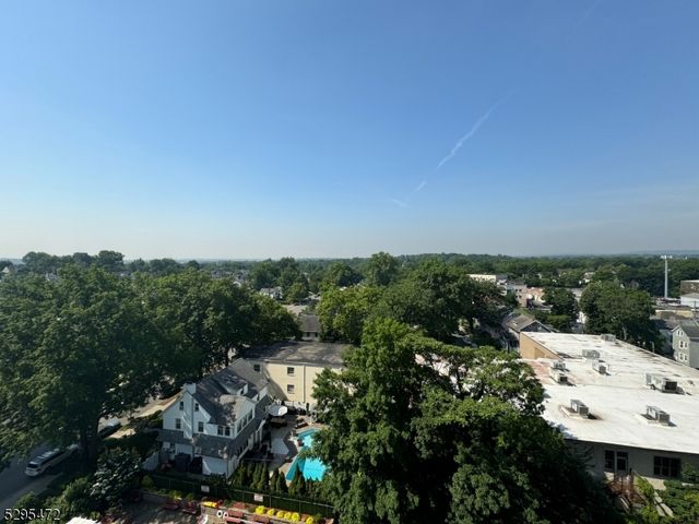 285 Aycrigg Ave 10H, Passaic City, NJ 07055