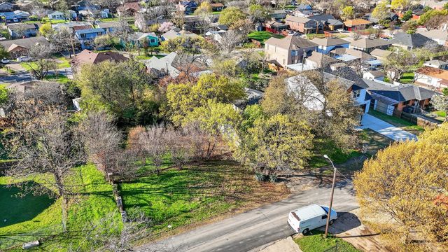 4444 Marcell Avenue, Dallas, TX 75211