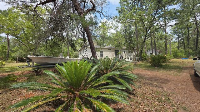 5719 W STOCKHOLM LANE, Dunnellon, FL 34433