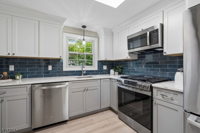 72 Rose Ave, Springfield Twp., NJ 07081