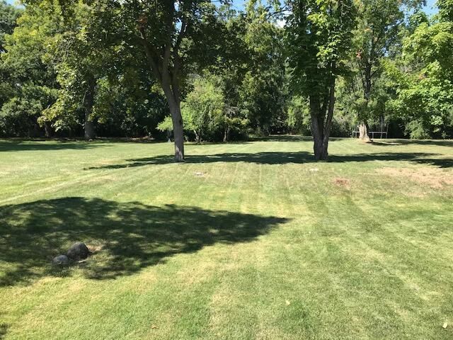 4565 Meadow Vw E, Brookfield, WI 53005