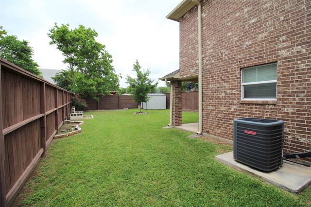 6610 Loma Vista Street B, Houston, TX 77085