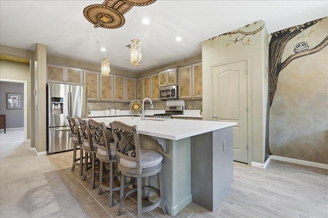 3910 Del Arco Ln, Sacramento, CA 95834