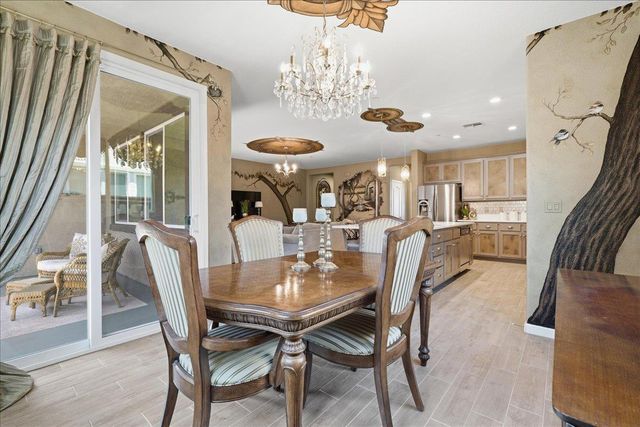 3910 Del Arco Ln, Sacramento, CA 95834