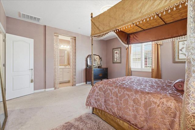 3910 Del Arco Ln, Sacramento, CA 95834