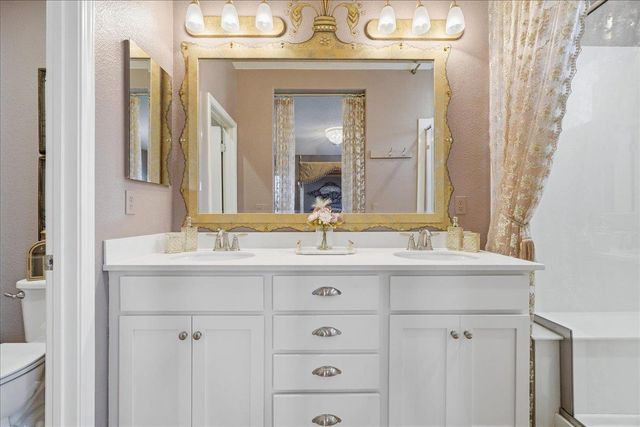 3910 Del Arco Ln, Sacramento, CA 95834