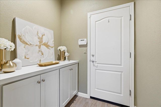 3910 Del Arco Ln, Sacramento, CA 95834