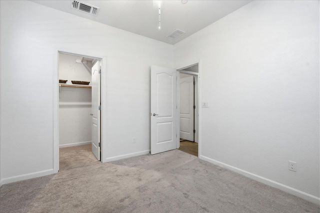 3910 Del Arco Ln, Sacramento, CA 95834
