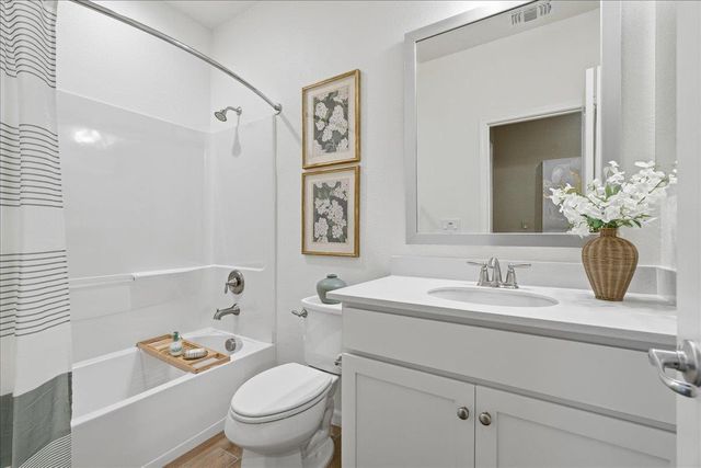 3910 Del Arco Ln, Sacramento, CA 95834