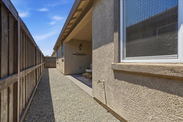 3910 Del Arco Ln, Sacramento, CA 95834